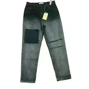 NWT Vibrant M.I.U. Gray Distressed Boyfriend Mom Jeans Size 15 / 31 Distressed